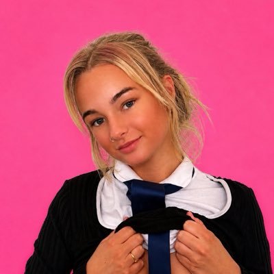 Mia's profile picture