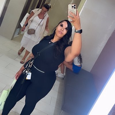 SHE_TOCREAMY's profile picture