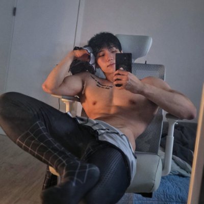 shineisgay's profile picture