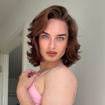 kittenwhiskerzx's profile picture