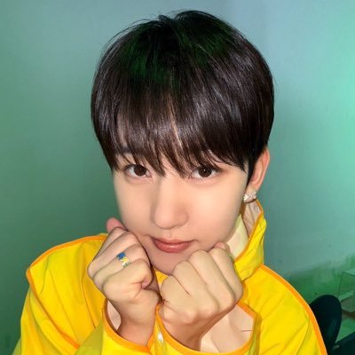 Q's profile picture