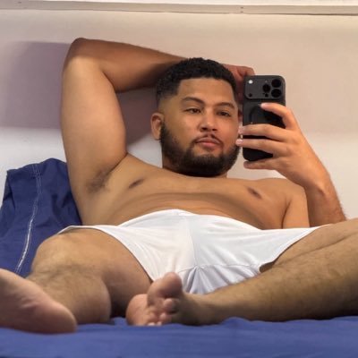 outrolourencx's profile picture