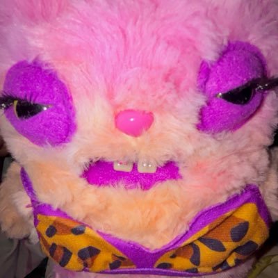 V's profile picture
