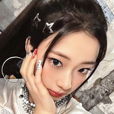 luvRiri's profile picture