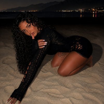 𝐸𝑓𝑓𝑦 🖤's profile picture