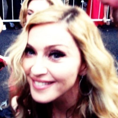 joanofarconna's profile picture