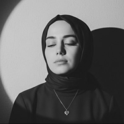 HÜMM's profile picture