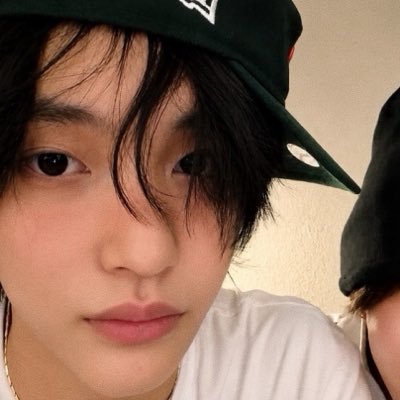 𝙥𝙞𝙫.'s profile picture