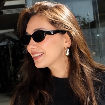 elyy122's profile picture