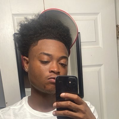 RihannaRelease's profile picture