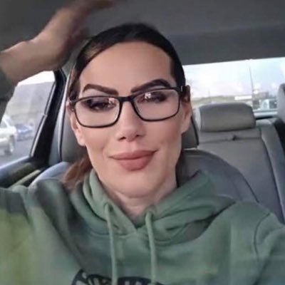 Michelle Crypto Coach's profile picture