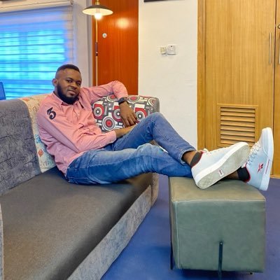 Akinbills's profile picture