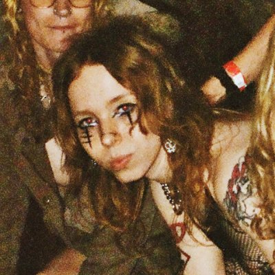 eve 🐇⚢🪡's profile picture
