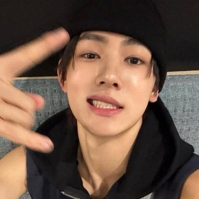 ؘ's profile picture