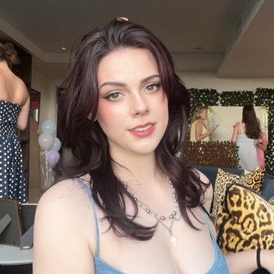 queuep0p's profile picture