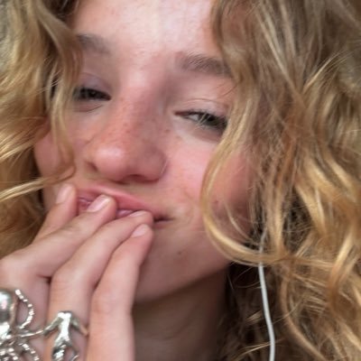 k's profile picture