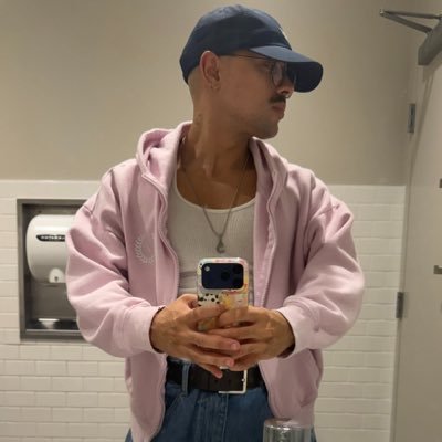 jword's profile picture