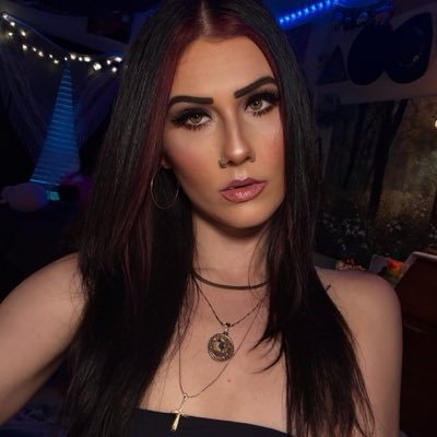 Bratty Effy ♡'s profile picture