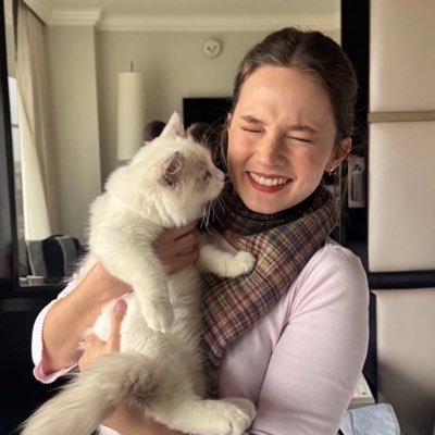 L's profile picture
