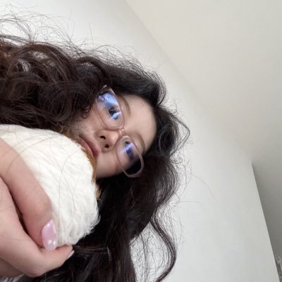 twoonehee's profile picture