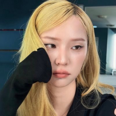 lx;'s profile picture