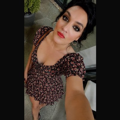 LOLA.......⭐️⭐️'s profile picture
