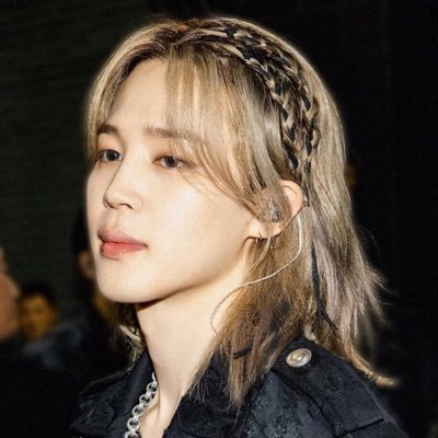 alice's profile picture
