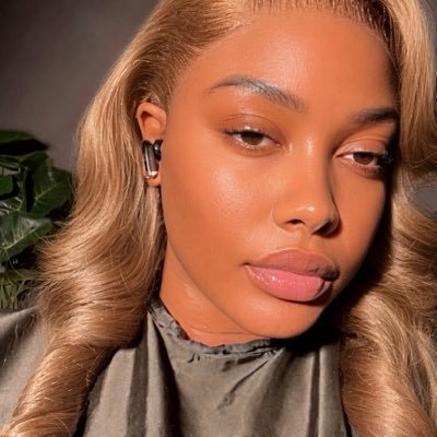 𝔸𝕝𝕝𝕚$𝕠𝕟🍒🐆🤎🌼✨'s profile picture