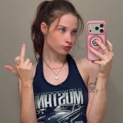 moneysexualbrat's profile picture