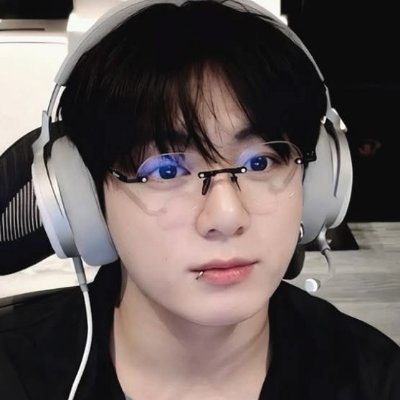 gina 🌧 vai ver o bts's profile picture
