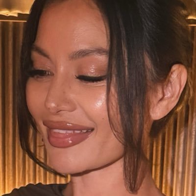 annelisa's profile picture
