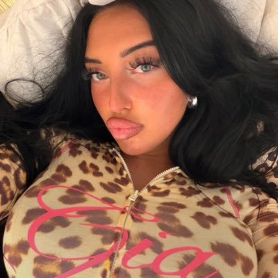 LuvNevvaeh's profile picture