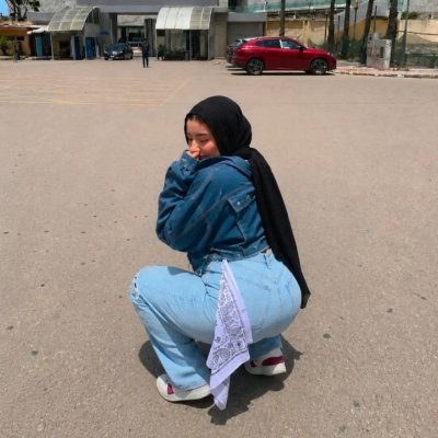 sharmootaneek's profile picture