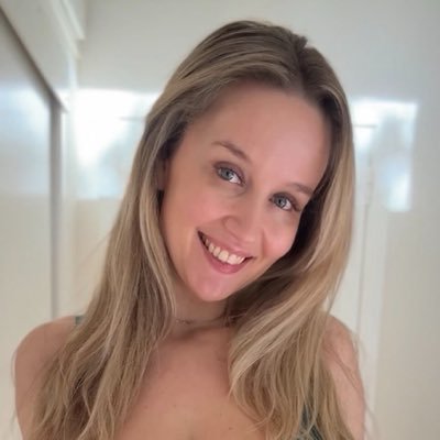 blondiewithfuzz's profile picture