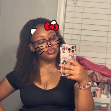 ᥫ᭡ 𝘼𝙪𝙣𝙩𝙞𝙚 𝙈𝙖𝙧𝙖 𐚁₊⊹'s profile picture