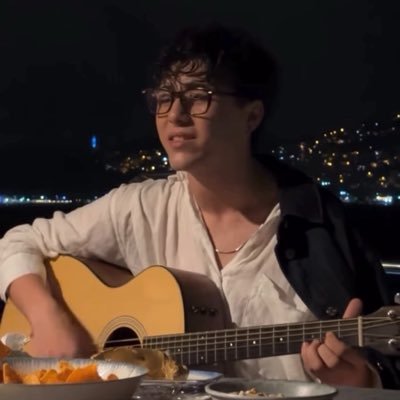 efe şan updates's profile picture