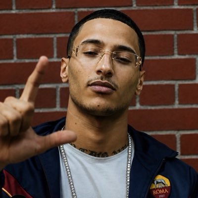 • 34's profile picture