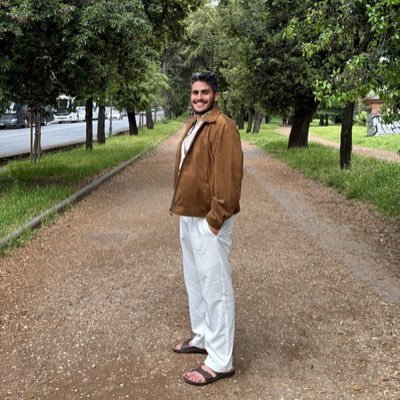 1i_Omar's profile picture