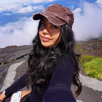 Liz's profile picture