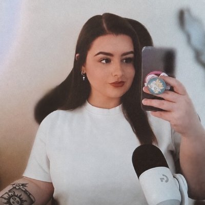 Renatta ✨'s profile picture