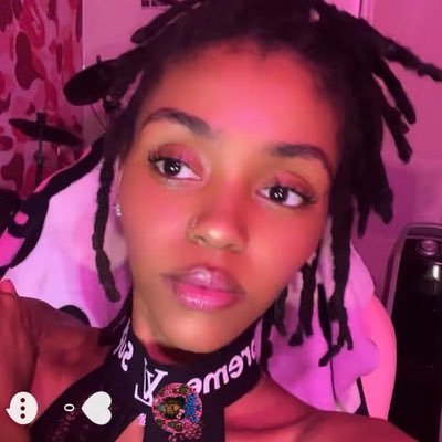 sashaeccentric's profile picture