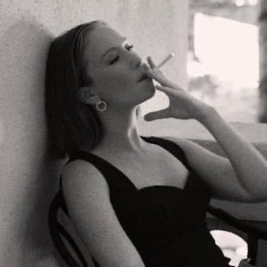 mirandy headquarters 👠's profile picture