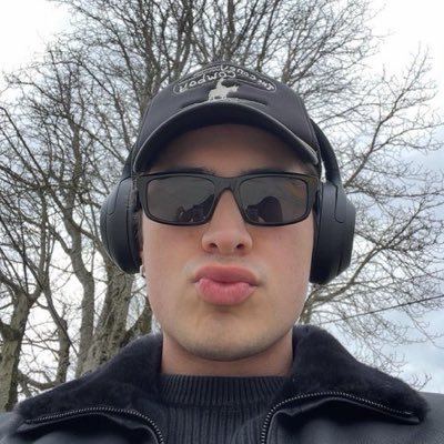 ๐ฆ๐๐ข๐'s profile picture