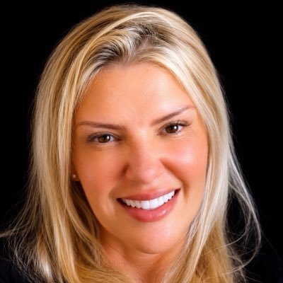 Monica Laredo's profile picture
