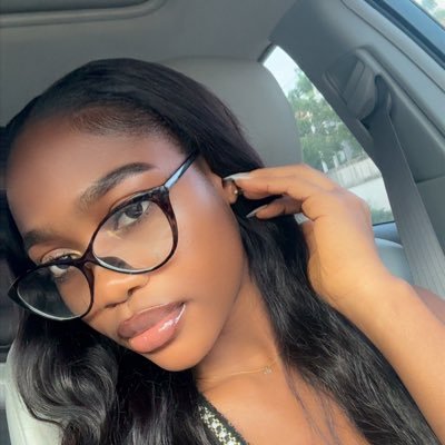 Elizabeth's profile picture