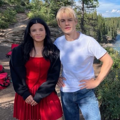 lqveslayla's profile picture