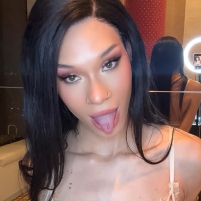qveenchvn's profile picture