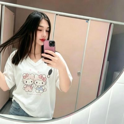 nownee69's profile picture