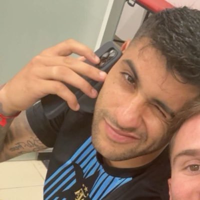 pipi's profile picture