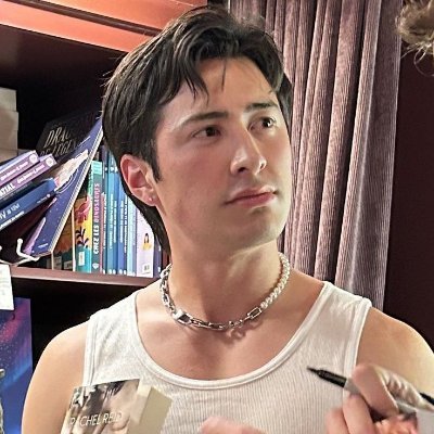 peachi 🦋's profile picture